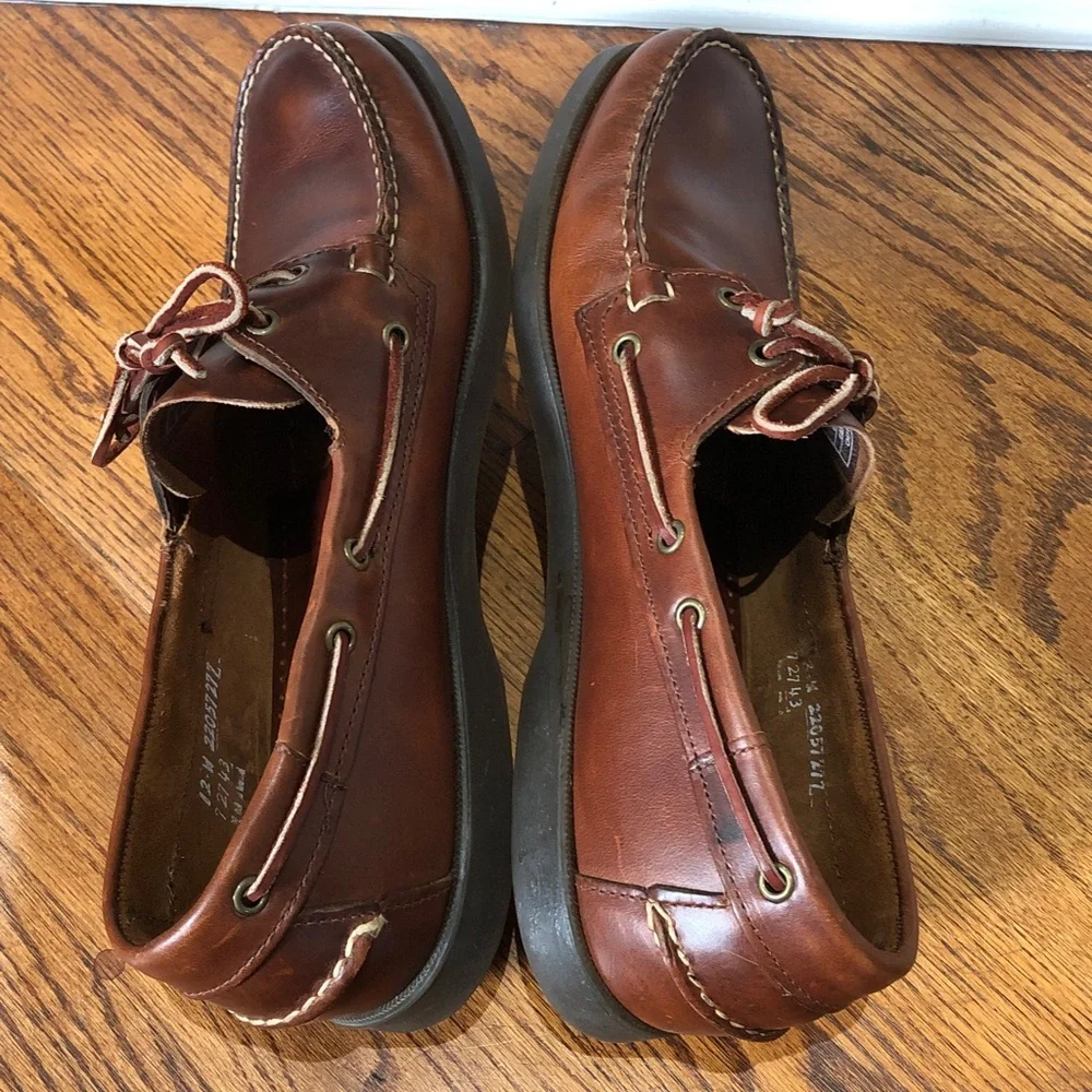 Sebago Classic Joe Men’s Boat Shoes Size 12w in Preloved Condition!
